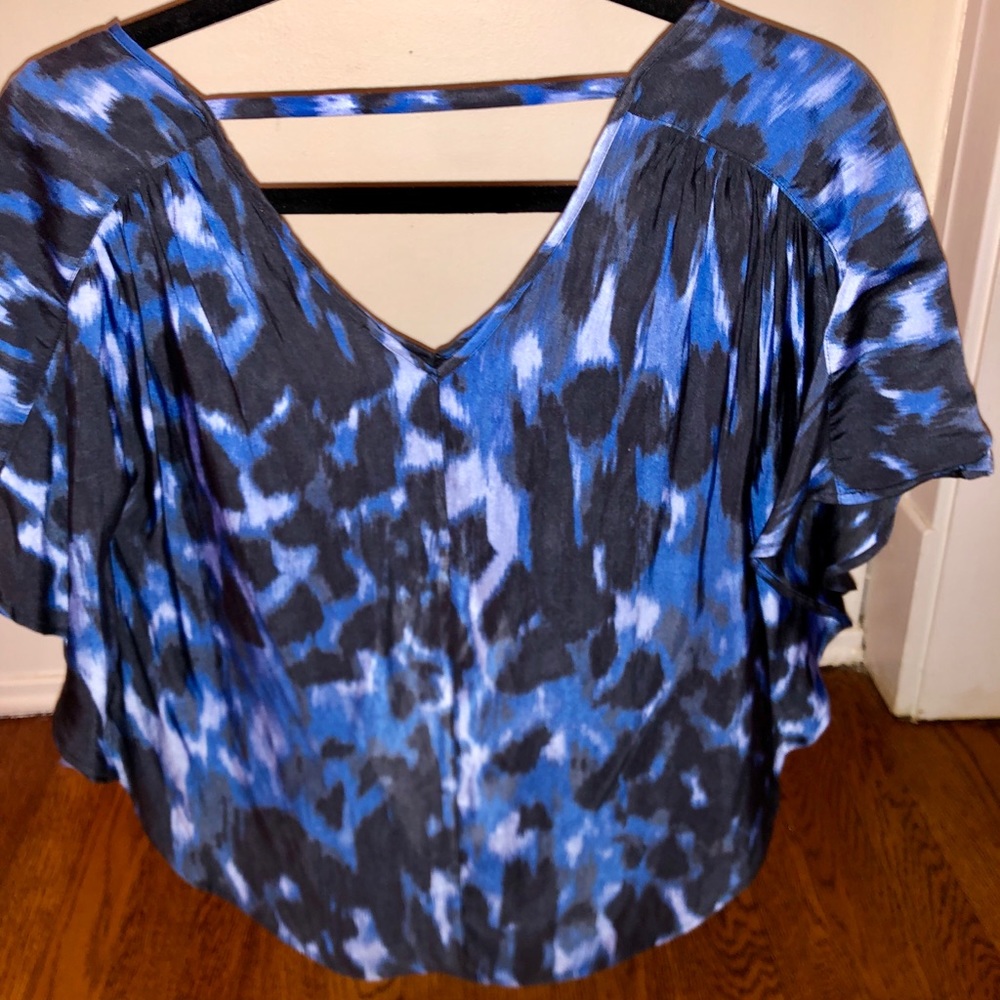 Express draped top with blue Pattern. Worn once